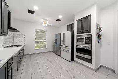 34 Firethorn Place, The Woodlands, TX 77382 - Photo 6