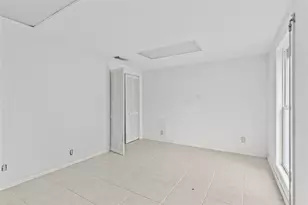 720 14th Ave N, Texas City, TX 77590 - Photo 10