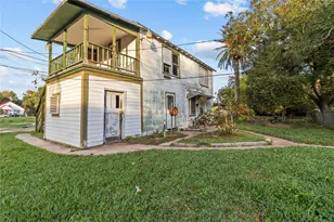 720 14th Ave N, Texas City, TX 77590 - Photo 2