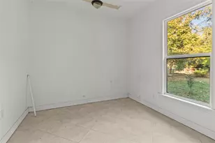 720 14th Ave N, Texas City, TX 77590 - Photo 8