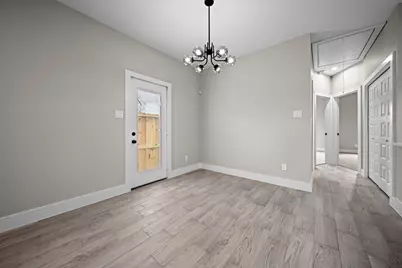 929 Green Meadow Lane #B, Houston, TX 77091 - Photo 6