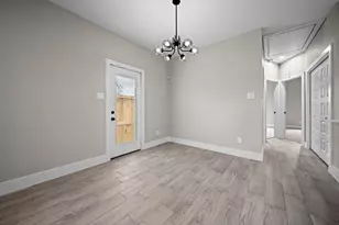 929 Green Meadow Ln, Houston, TX 77091 - Photo 6