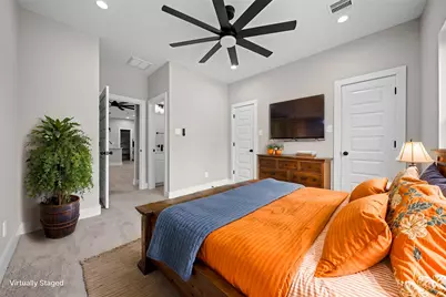 929 Green Meadow Lane #B, Houston, TX 77091 - Photo 18