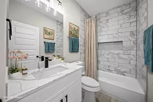 929 Green Meadow Ln, Houston, TX 77091 - Photo 16