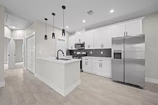 929 Green Meadow Ln, Houston, TX 77091 - Photo 1