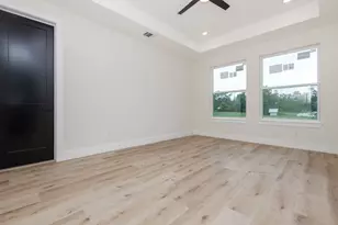 8806 Dogwood Dr, Tomball, TX 77375 - Photo 22