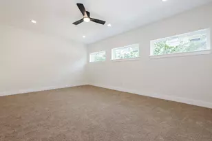 8806 Dogwood Dr, Tomball, TX 77375 - Photo 6