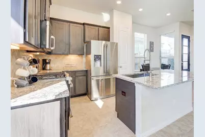 1646 Ryon Falls Drive, Richmond, TX 77469 - Photo 10