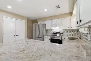 3008 Hunnington Dr, Conroe, TX 77303 - Photo 10