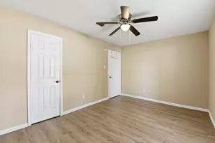 3008 Hunnington Dr, Conroe, TX 77303 - Photo 14