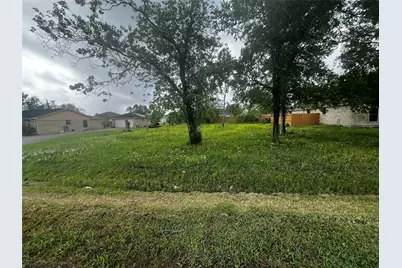 302 Manor Avenue, Arcola, TX 77583 - Photo 2