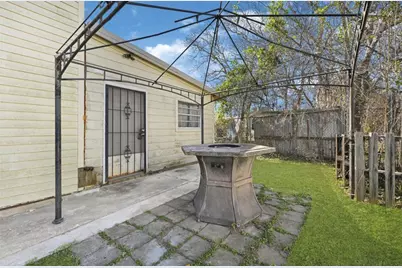 610 12th Street, Dickinson, TX 77539 - Photo 34