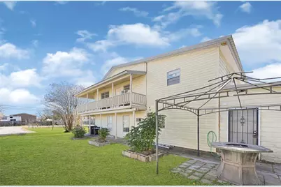 610 12th Street, Dickinson, TX 77539 - Photo 32