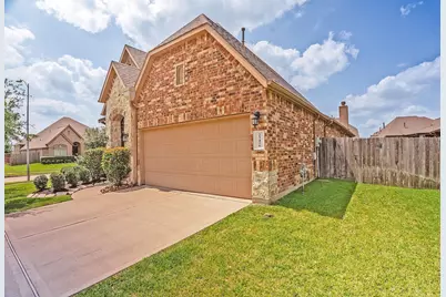 23426 Tirino Shores Drive, Katy, TX 77493 - Photo 2