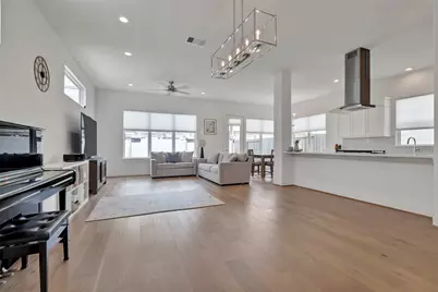 8706 Ojeman Creek Lane, Houston, TX 77055 - Photo 4