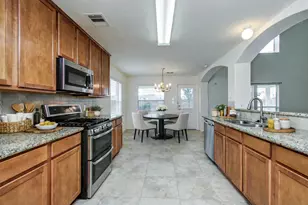 11610 Cross Spring Dr, Pearland, TX 77584 - Photo 10