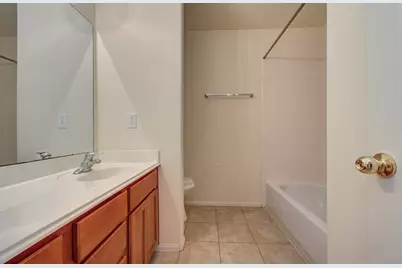 11610 Cross Spring Drive, Pearland, TX 77584 - Photo 32