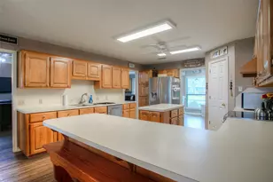 426 Brook Hollow Dr, Huntsville, TX 77340 - Photo 14