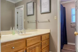 426 Brook Hollow Dr, Huntsville, TX 77340 - Photo 28