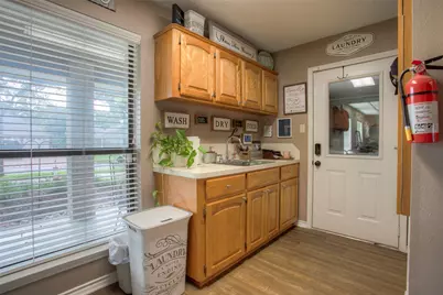 426 Brook Hollow Drive, Huntsville, TX 77340 - Photo 34