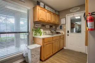 426 Brook Hollow Dr, Huntsville, TX 77340 - Photo 34