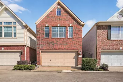 2636 Couch Street, Houston, TX 77008 - Photo 1
