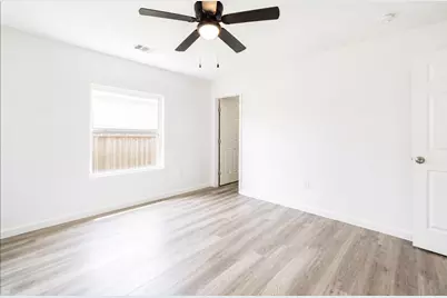 11938 Greenglen Drive, Houston, TX 77044 - Photo 8