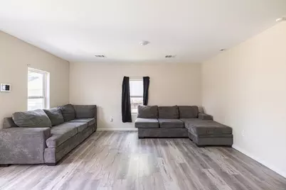11938 Greenglen Drive, Houston, TX 77044 - Photo 6