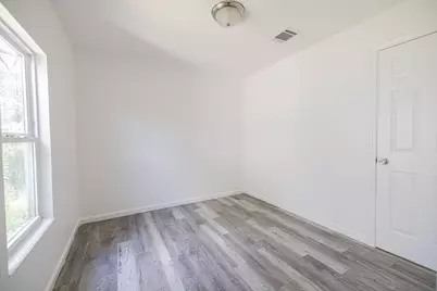 11938 Greenglen Drive, Houston, TX 77044 - Photo 18