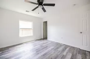 11938 Greenglen Dr, Houston, TX 77044 - Photo 14