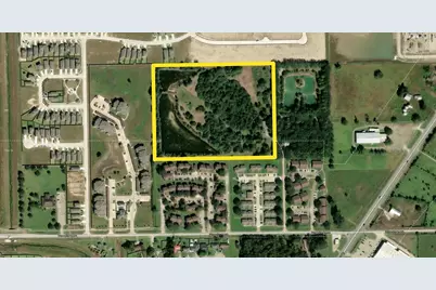 101 Julie K Lane, Angleton, TX 77515 - Photo 4