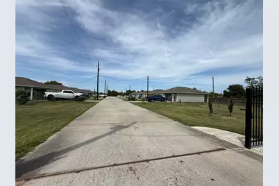 2724 Avenue D #7, San Leon, TX 77539 - Photo 12