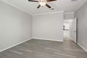 702 S Galley Dr, Crosby, TX 77532 - Photo 16