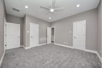 516 Bolster Street, Baytown, TX 77520 - Photo 10