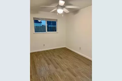 6319 Coachwood Drive, Houston, TX 77035 - Photo 6