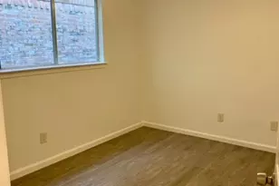 6319 Coachwood Dr, Houston, TX 77035 - Photo 10