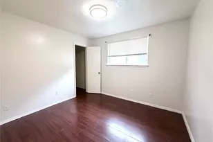 7303 Shiner Ln, Houston, TX 77072 - Photo 16
