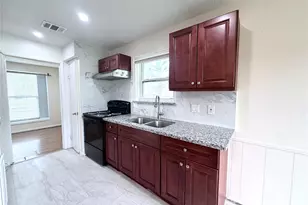 7303 Shiner Ln, Houston, TX 77072 - Photo 1