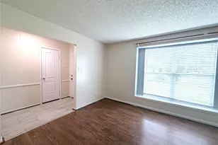 7303 Shiner Ln, Houston, TX 77072 - Photo 4