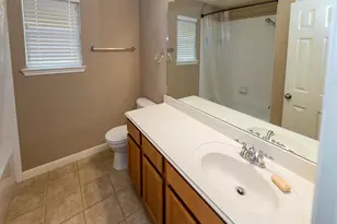 2702 Porto Bianco Ln, League City, TX 77573 - Photo 20