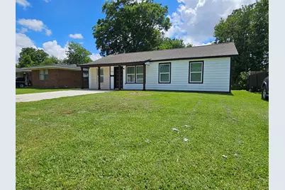 2129 Raspberry Lane, Pasadena, TX 77502 - Photo 2