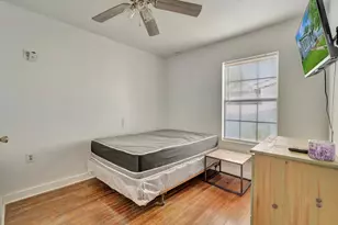 1214 W 6th St, Freeport, TX 77541 - Photo 12