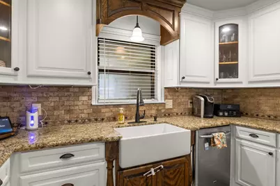 1308 Boyd Avenue, Port Neches, TX 77651 - Photo 10