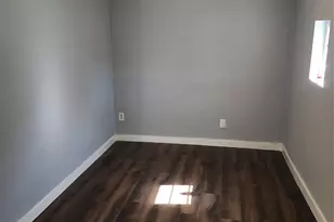 211 Ave B, La Marque, TX 77568 - Photo 6