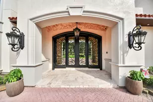 11103 Memorial Dr, Houston, TX 77024 - Photo 2