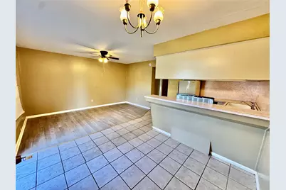 2201 North Grand Boulevard #11, Pearland, TX 77581 - Photo 6