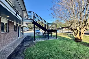 2201 N Grand Blvd, Pearland, TX 77581 - Photo 1