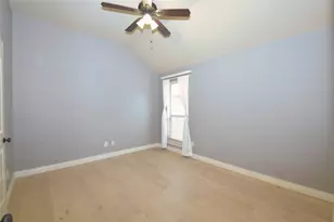 13611 Summer Cloud Ln, Pearland, TX 77584 - Photo 32