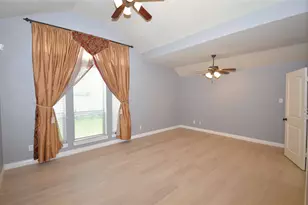 13611 Summer Cloud Ln, Pearland, TX 77584 - Photo 26
