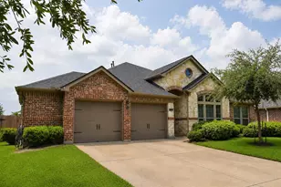 13611 Summer Cloud Ln, Pearland, TX 77584 - Photo 2
